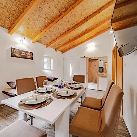 Eco Friendly Maja - Happy Apartment *